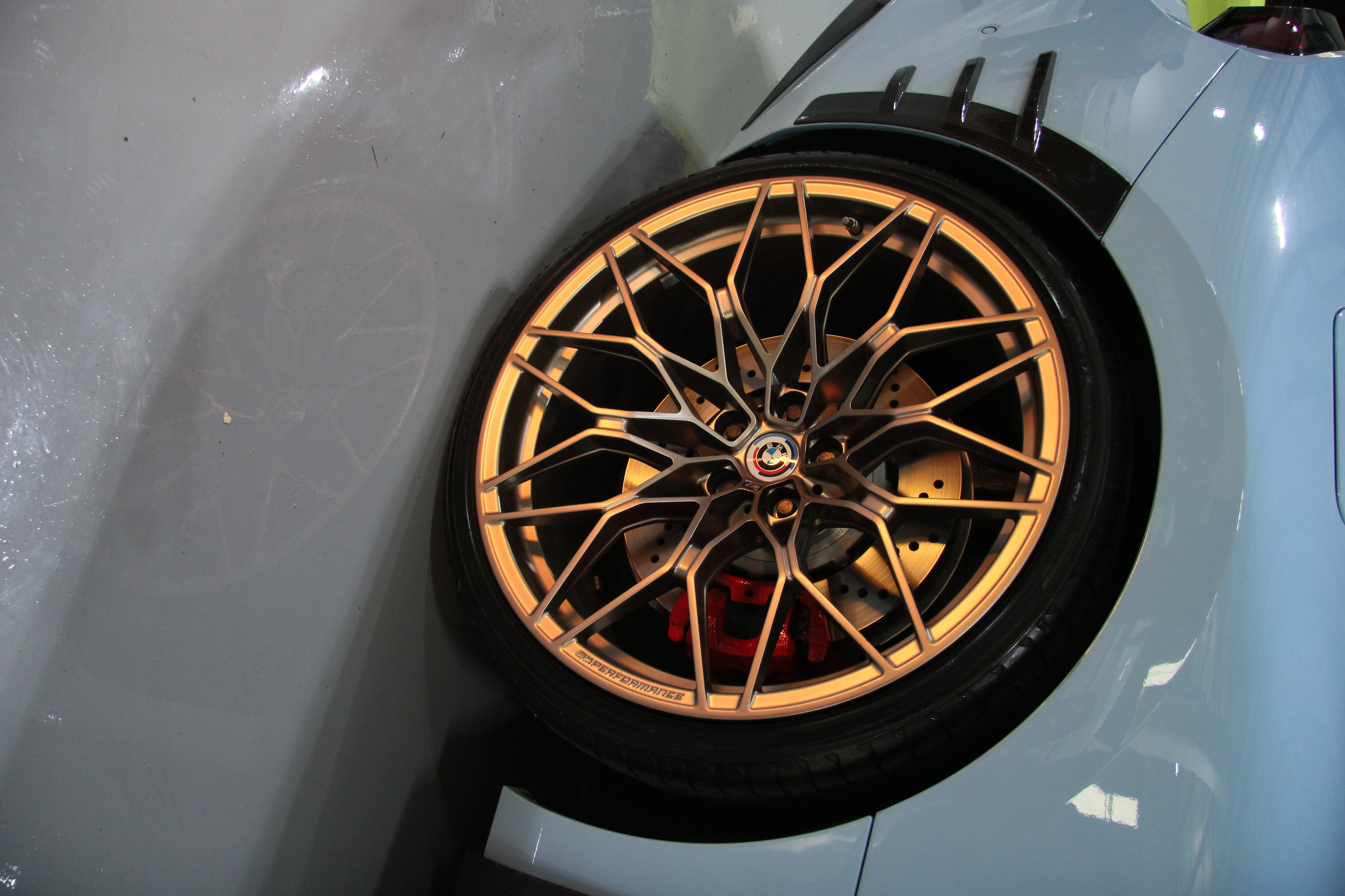 AUTOMOTIVE PHOTOGRAPHY catalog frame