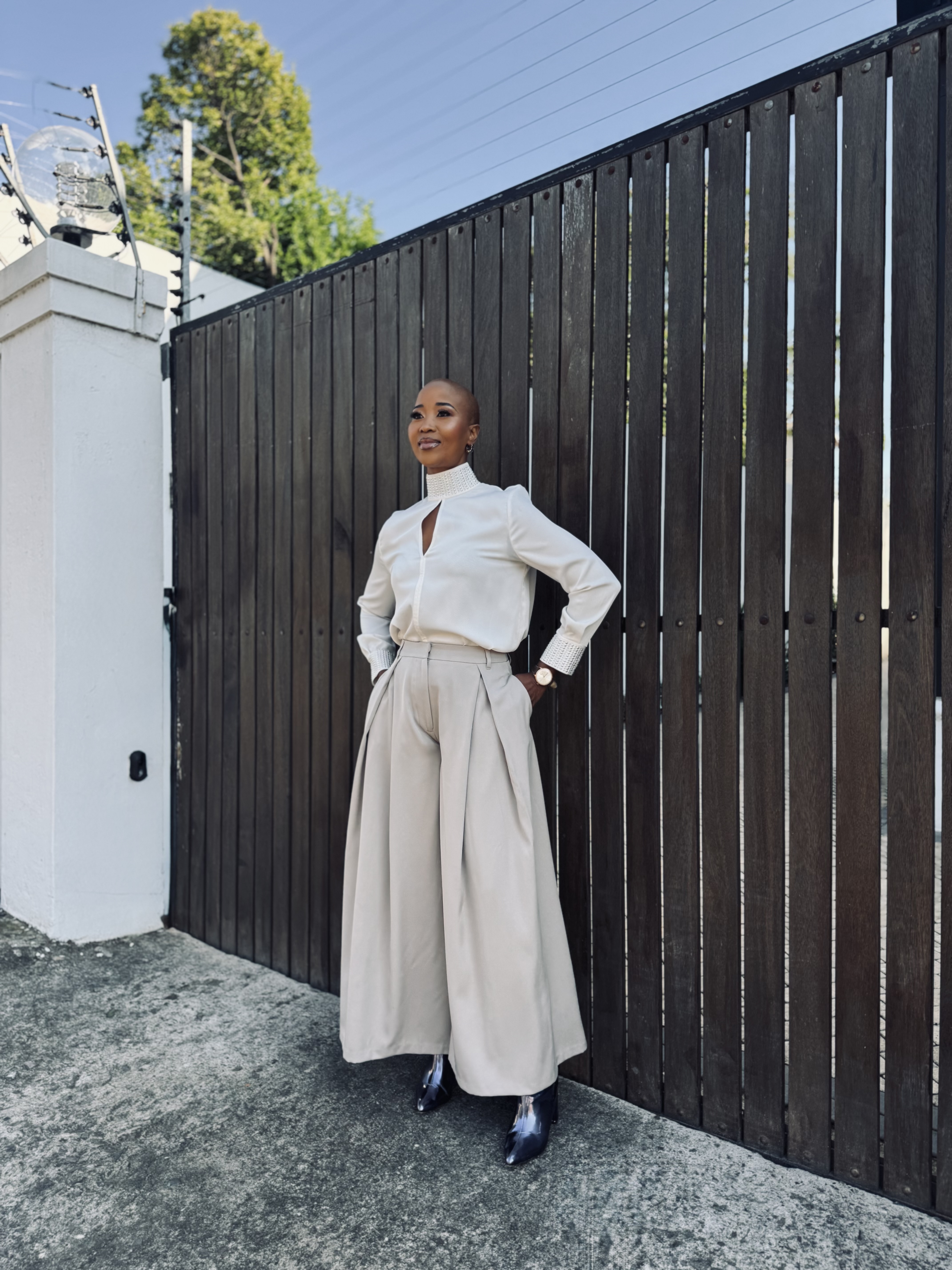 Dr N ZONDI LONGEVITY AND WELLNESS catalog frame